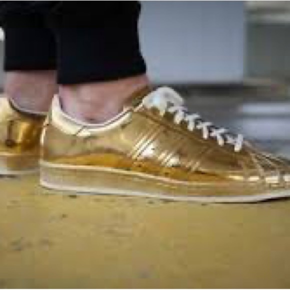 ADIDAS ORIGINALS SUPERSTAR 80S METAL "GOLD"
GOLD MET./GOLDMET./OFFWHITE Size 6.5 - Picture 4 of 15